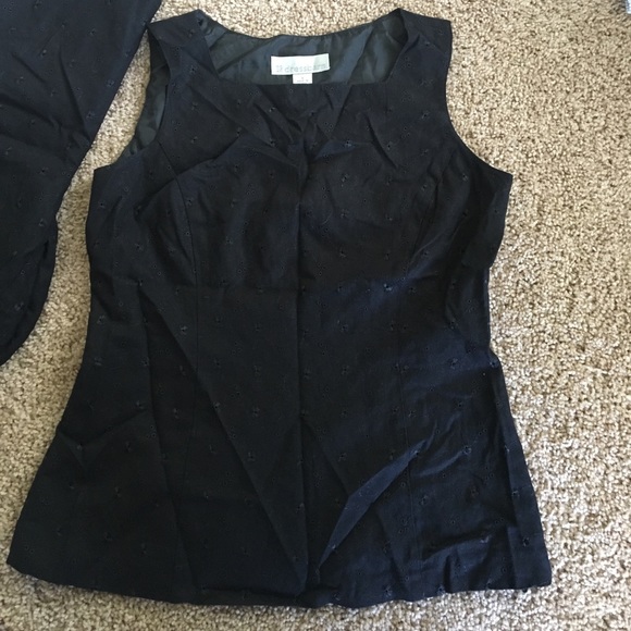 Dress Barn two piece pants and tank set - Picture 2 of 7