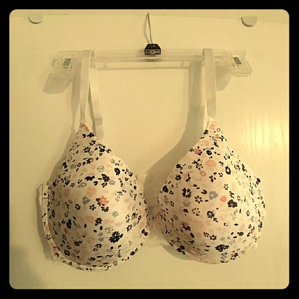 38D bra