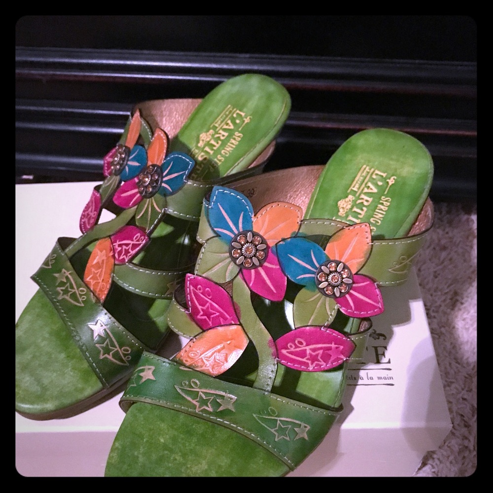 Spring step l'artiste dandy green wedge