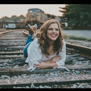 Meet your Posher, Tori