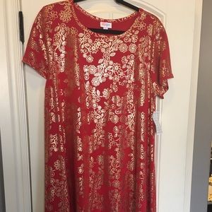 Elegant Lularoe Carly