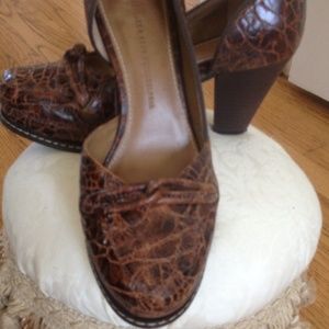 Anthropologie pump by Schuler & Sons. Anthropologie pump by Schuler & Sons.