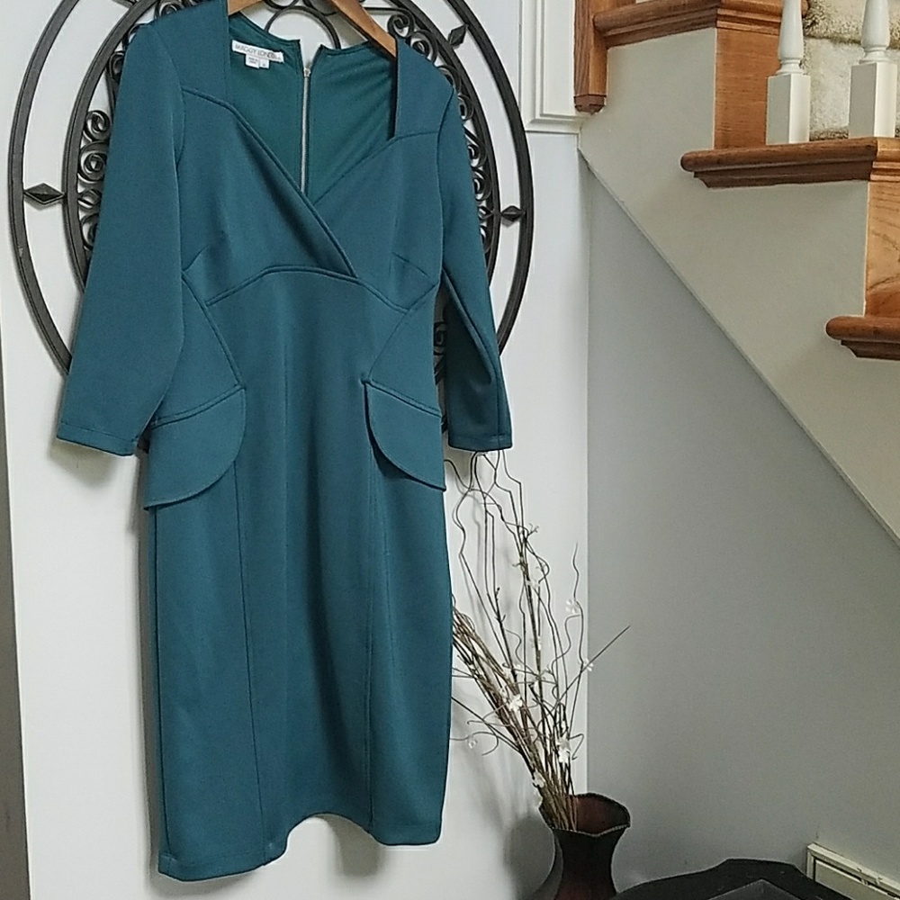 Maggy London jade green dress free gift