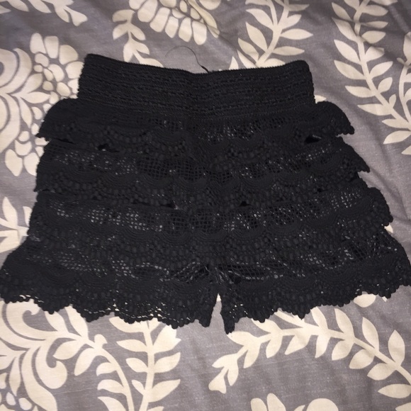 Lace shorts - Picture 1 of 1
