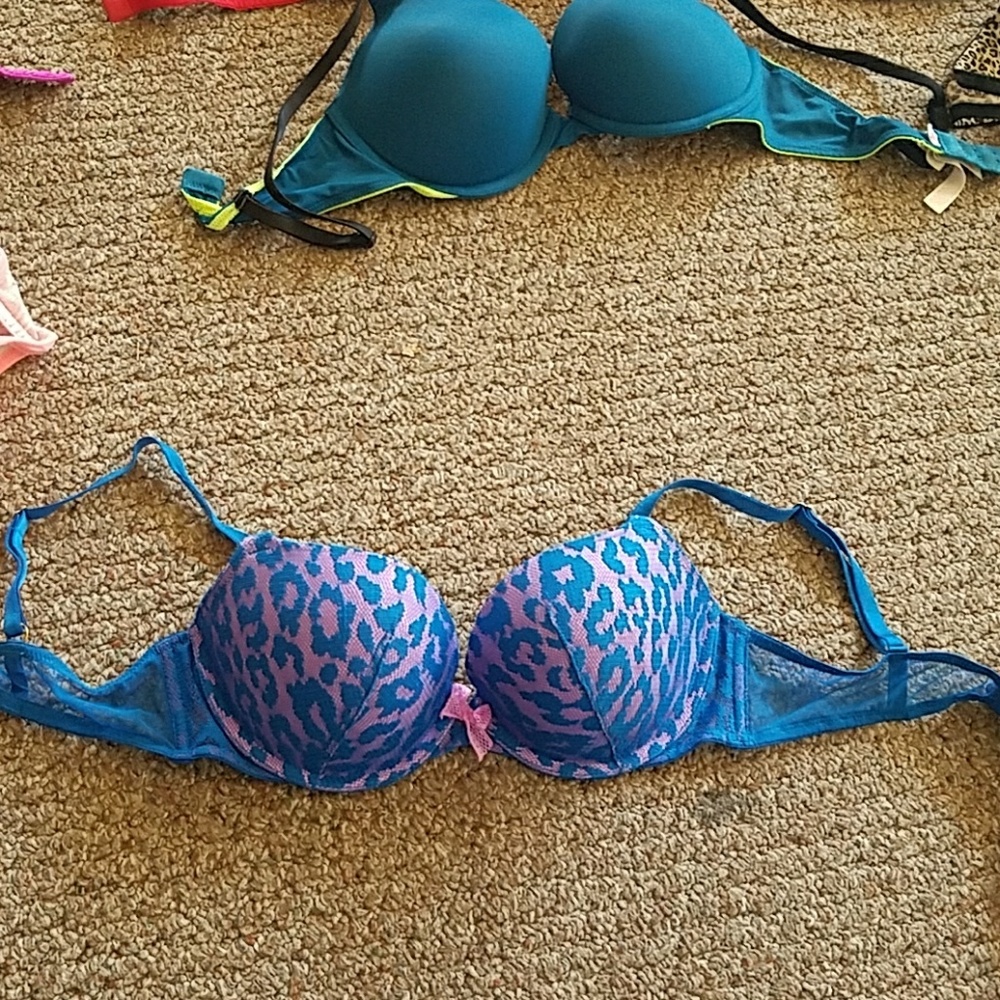 Gently used VS bra