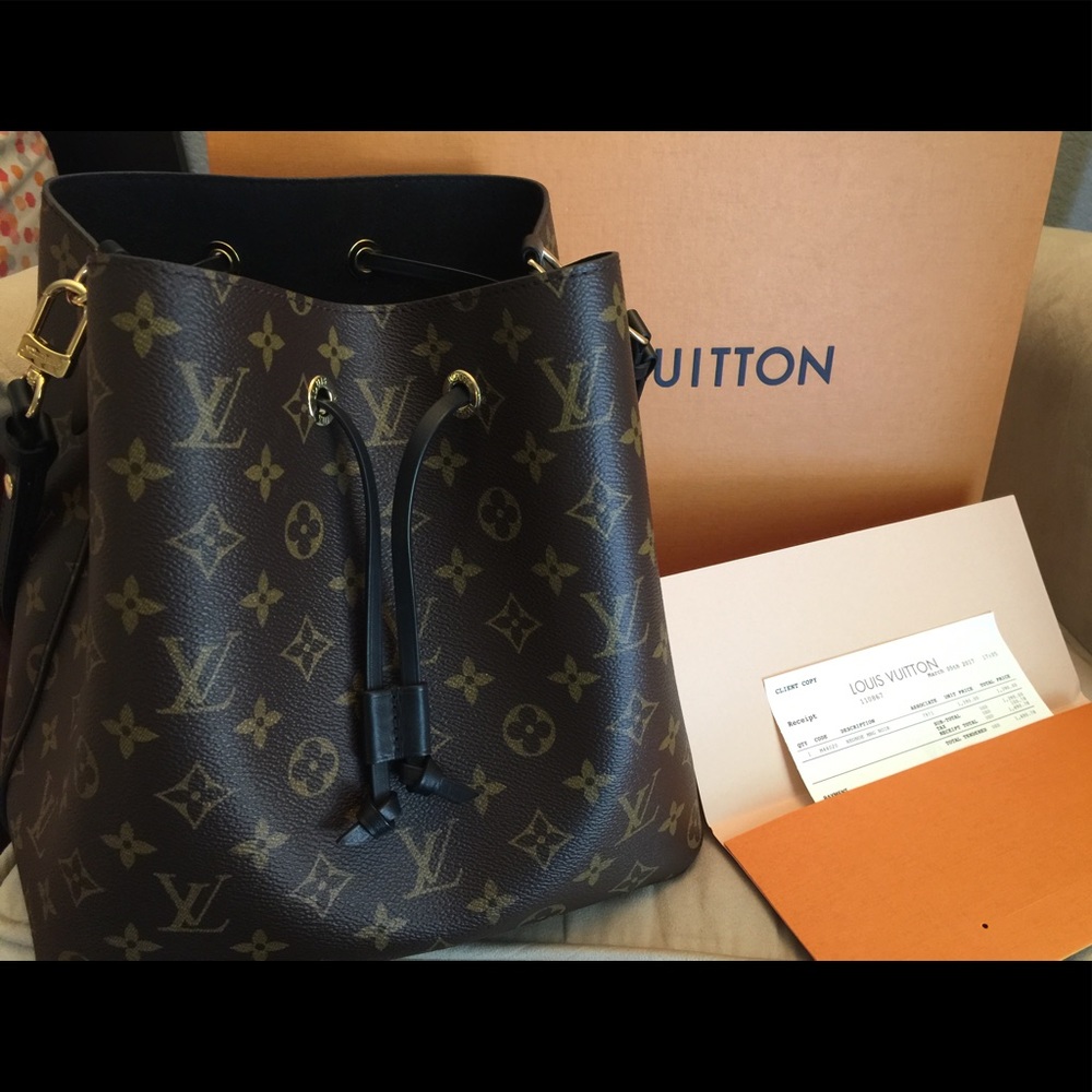 Louis Vuitton NeoNoe Noir