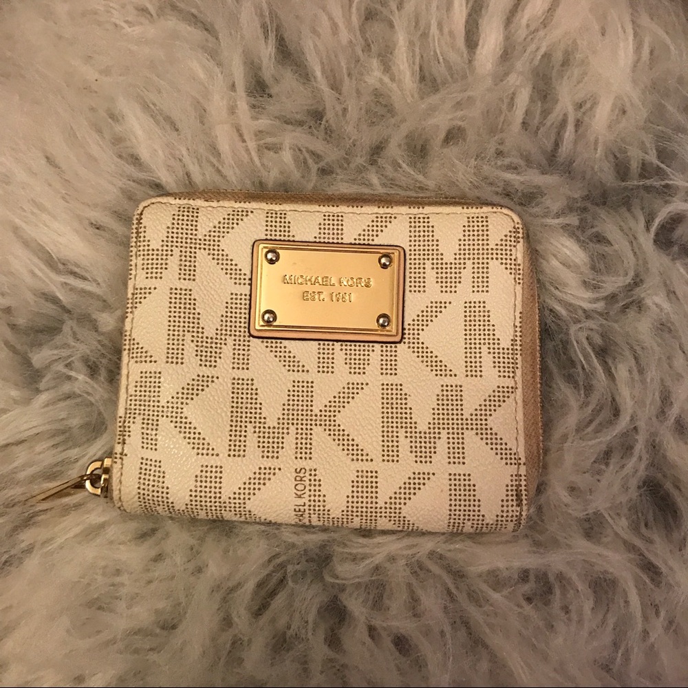 Michael Kors wallet