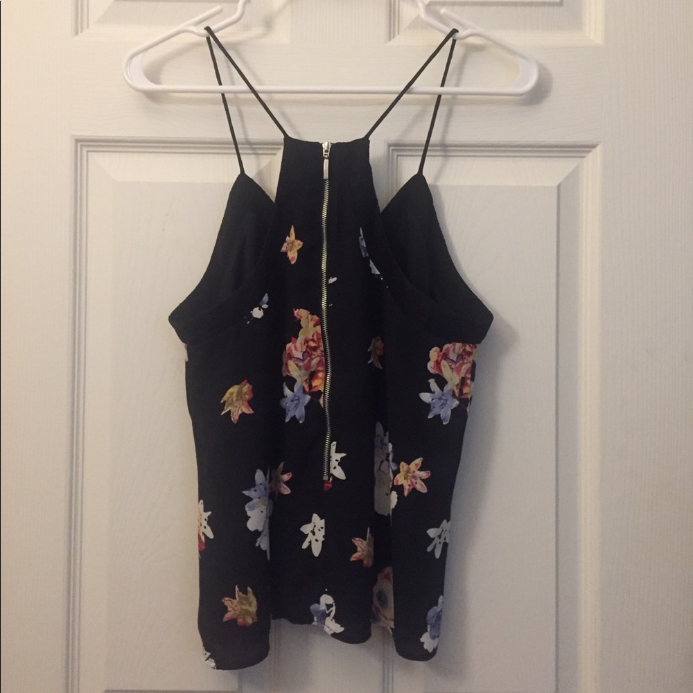 Express Top Size Small - image 3