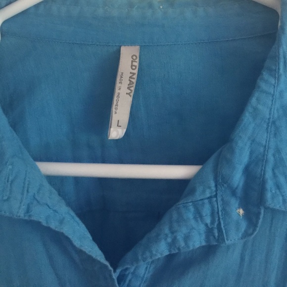 Top - Picture 2 of 3