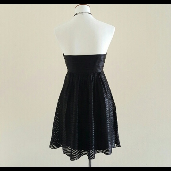 Express Black Strapless Dress - Picture 4 of 4