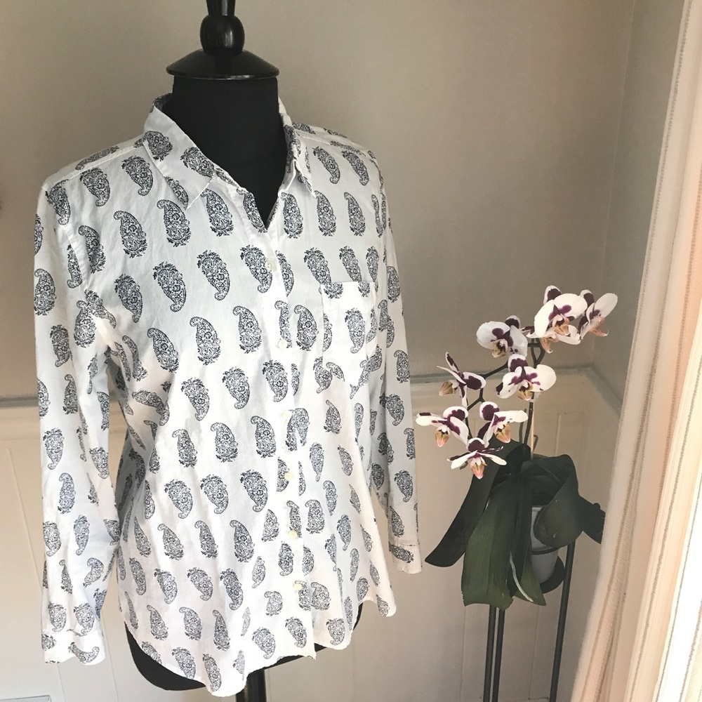 Old Navy Paisley Button Down Shirt