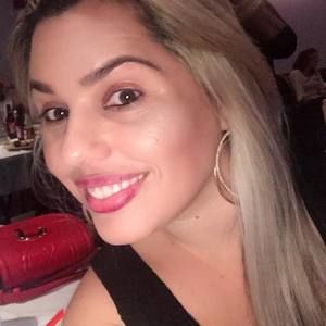 Meet your Posher, Fernanda