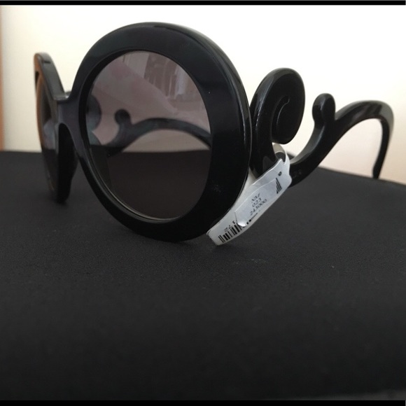 14k Yellow Gold Medium Polished Number Charm