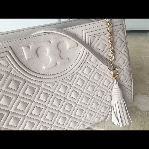 NWOT Gorgeous Tory Burch Tote - Picture 2 of 3