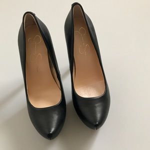 NIB Jessica Simpson Jasmint black platform pump