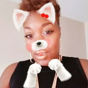 Meet your Posher, Marlana