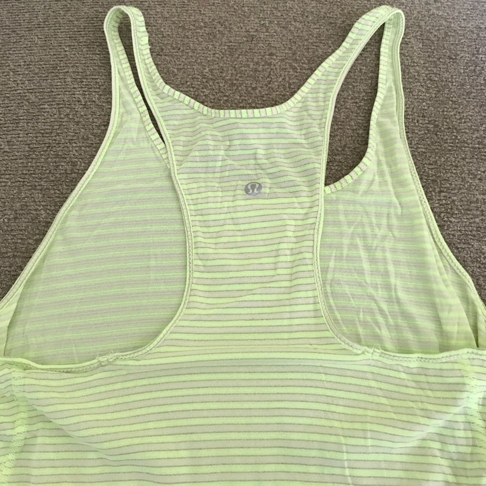 Lululemon tank