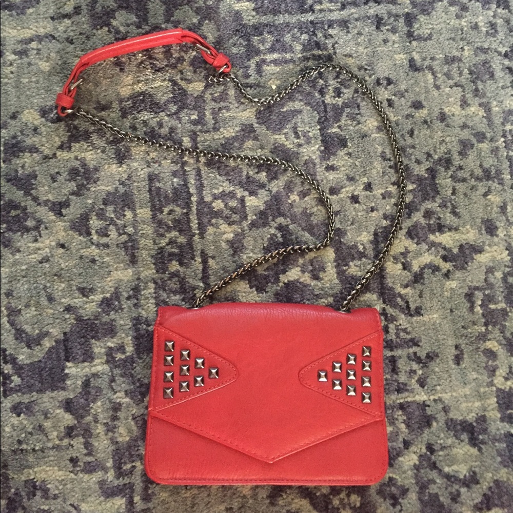 Edgy Crossbody Small Purse with gunmetal details❣️