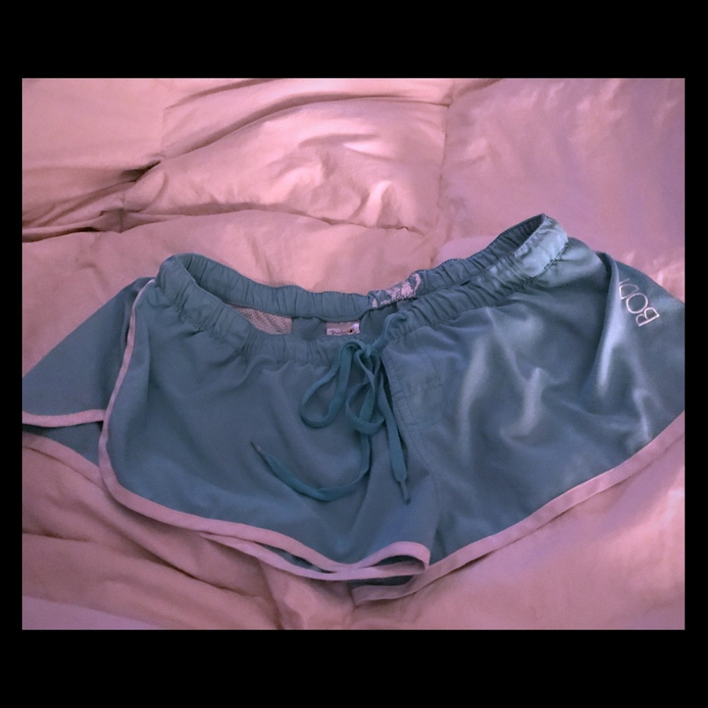 Body Glove shorts large