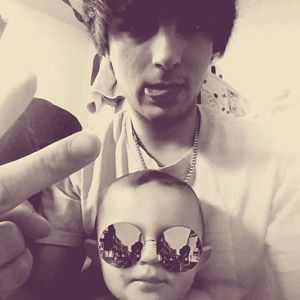 Meet your Posher, Derrick