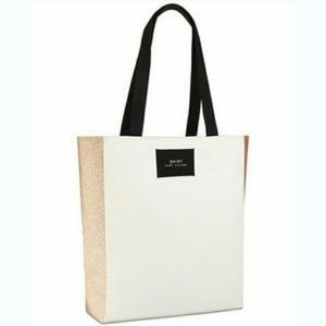 NWT Marc Jacobs Daisy Canvas Tote