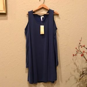 Navy cold shoulder dress with pockets