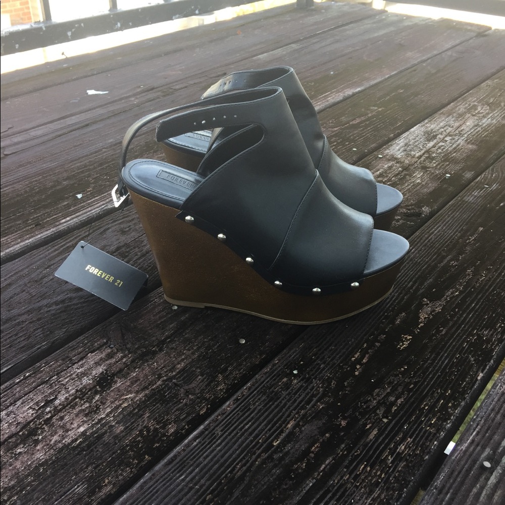 Forever 21 Black & Brown Tall Wedges
