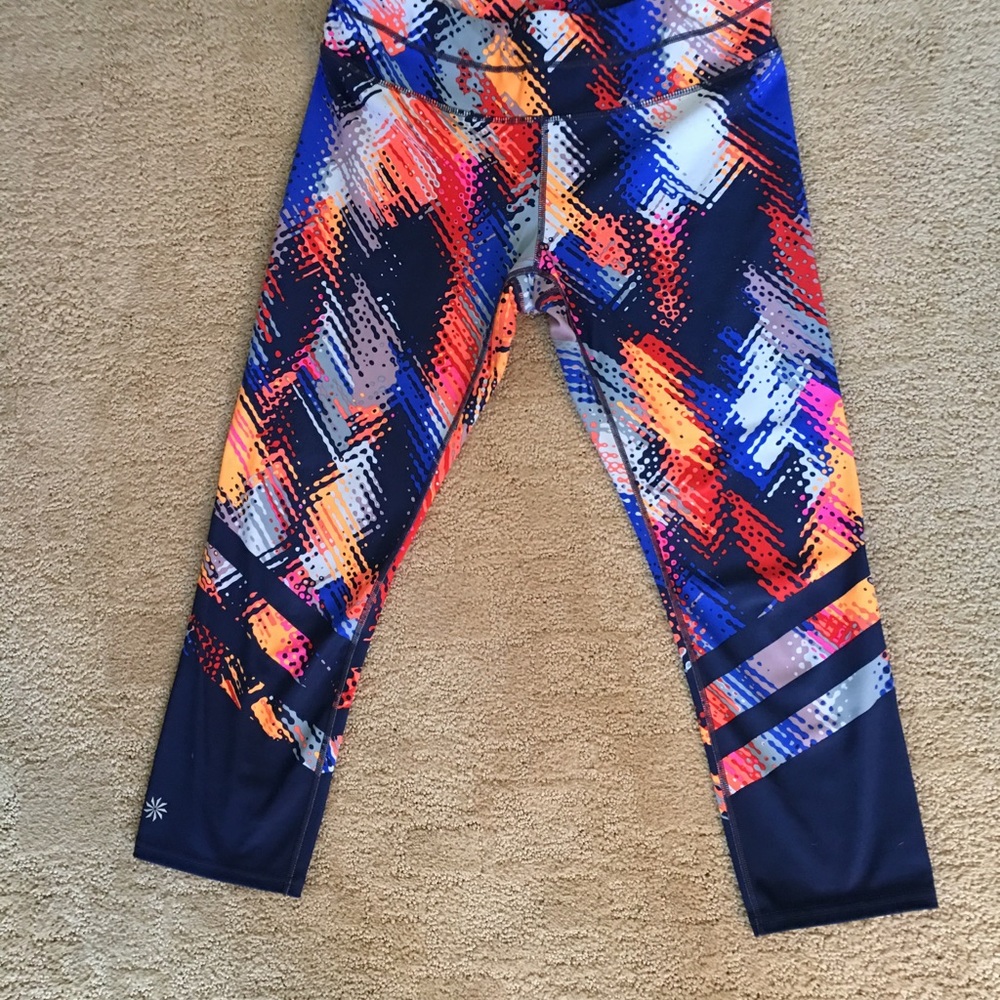 Athleta Capri tights Size M