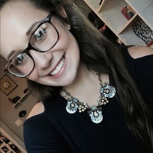 Meet your Posher, Riley