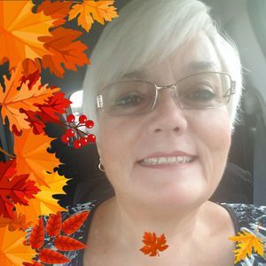 Meet your Posher, Debbie