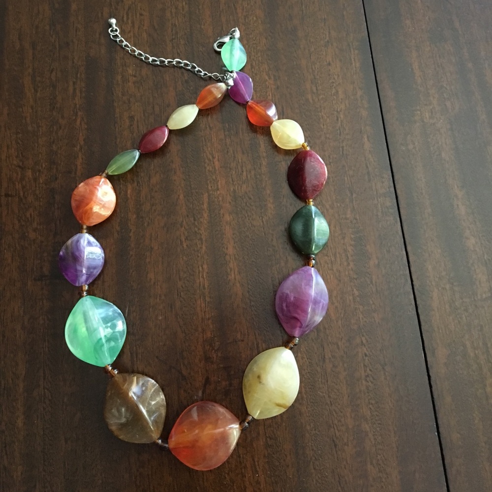 Multi colored necklace