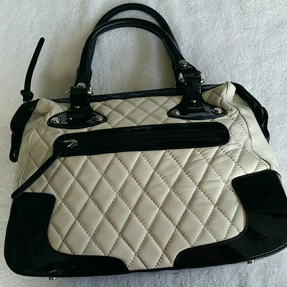 Stuart Weitzman quilted cream leather bag
