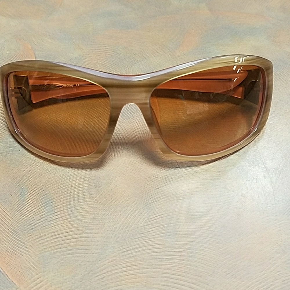 Oakley sunglasses