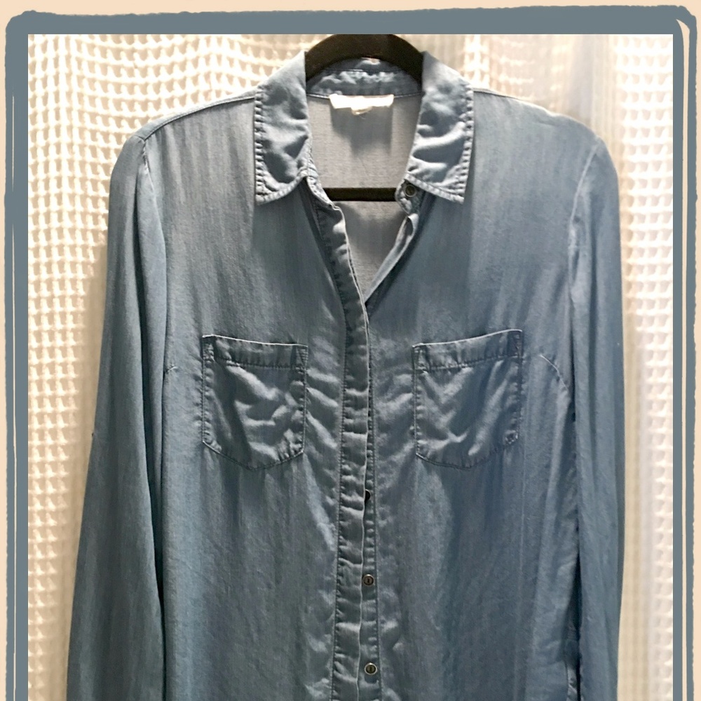 The denim shirt with pizazz!