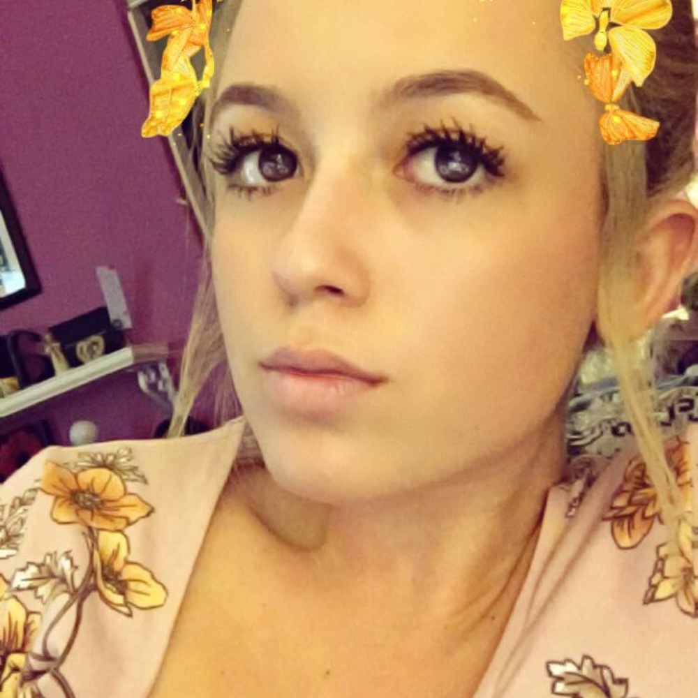 Meet your Posher, Brianna