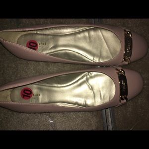 Coach flats