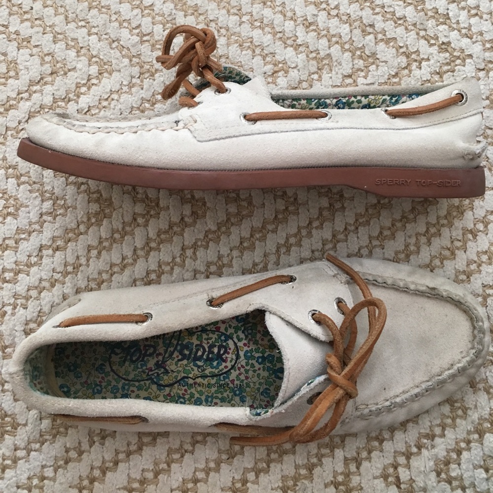 Tan Sperry Topsider