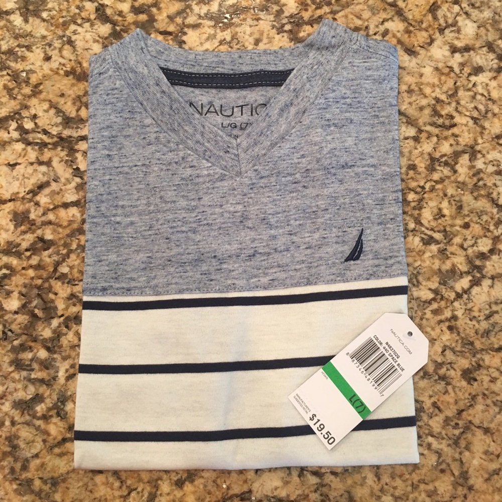 💥 Sale! 💥 ⚓️ Nautica ⚓️ Boys V-Neck Tee
