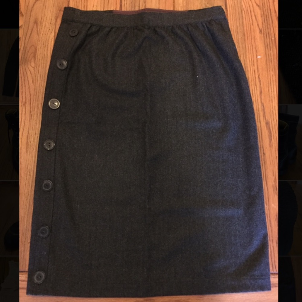 Valentino - knee length Charcoal Grey Wool skirt.