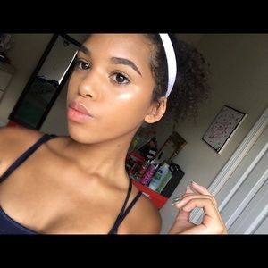 Meet your Posher, Jiana