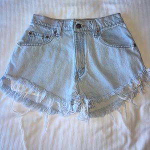 Levi light wash denim shorts
