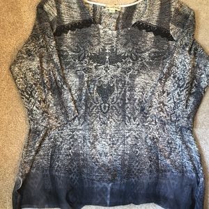 Womens large top