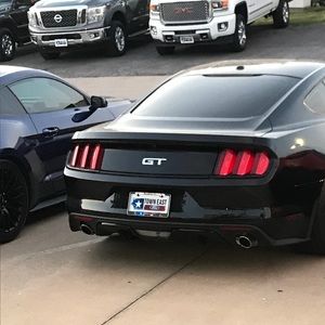 Meet your Posher, Bj