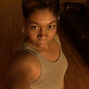 Meet your Posher, Alicia