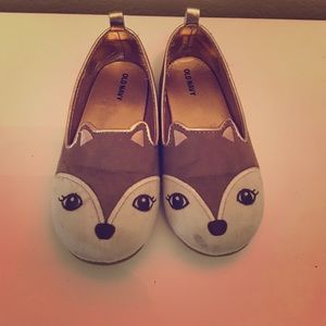 Toddler girl’s fox shoes