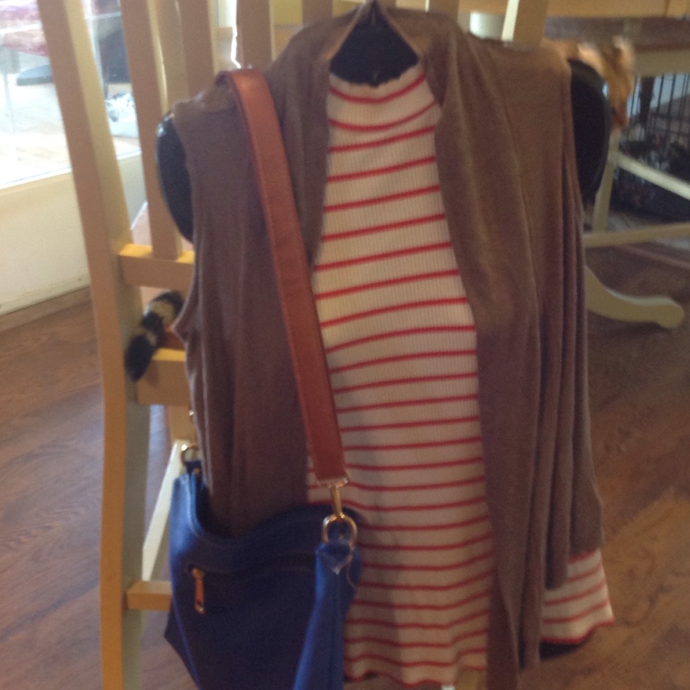 Sexy sleeveless strip mock neck. Size medium
