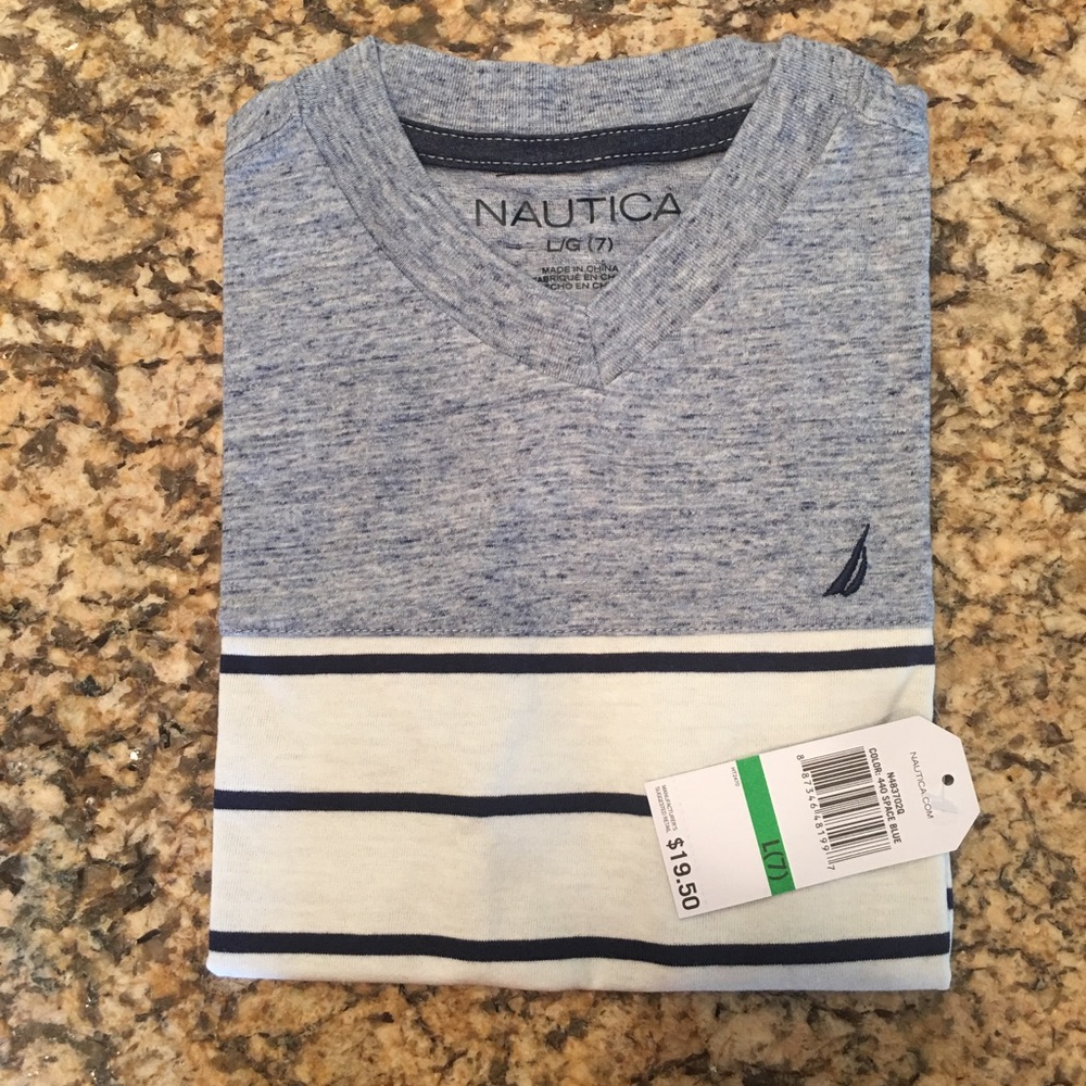⚓️ Nautica ⚓️ Boys V-Neck Tee