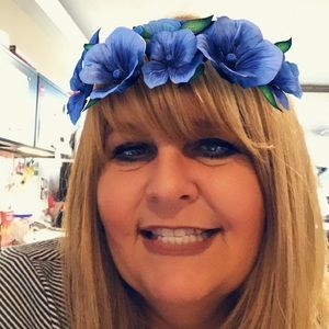 Meet your Posher, Carrie