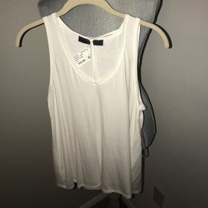 Medium strappy tank