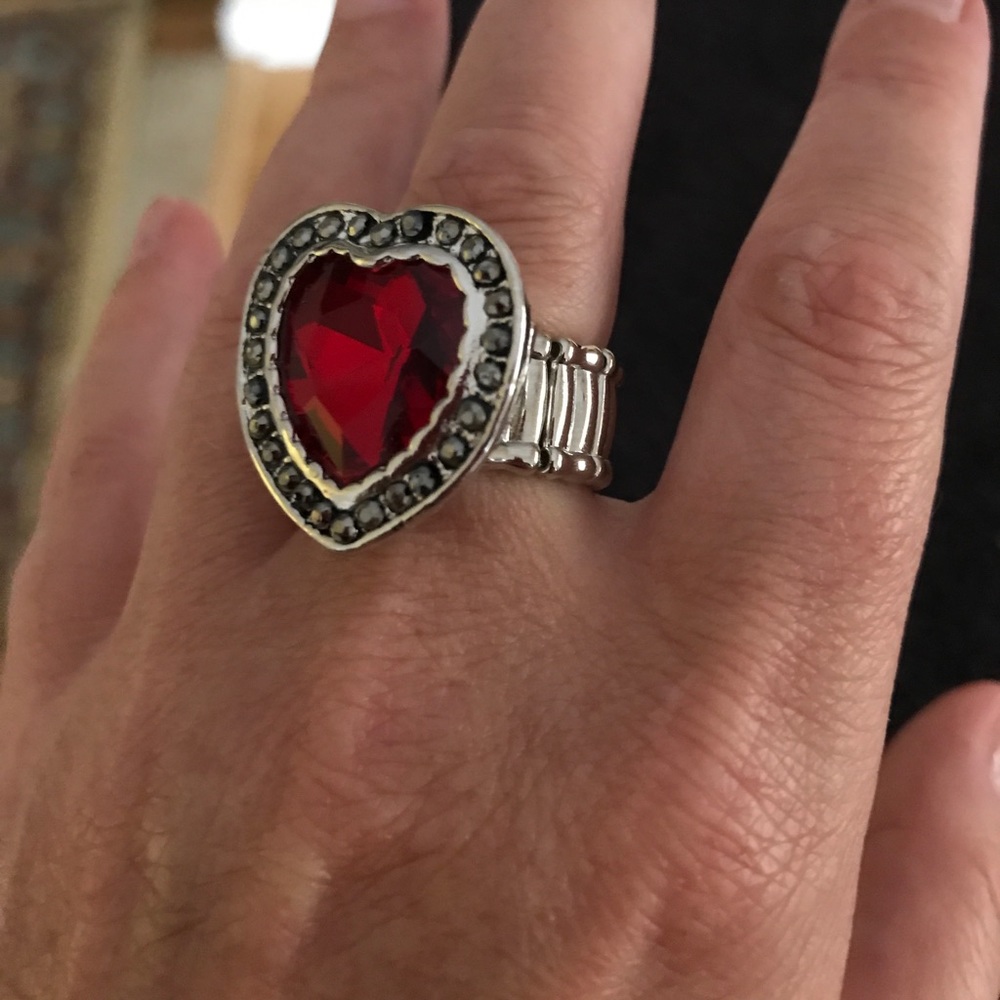 Heart ring